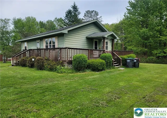 Homes for sale in Forest City, PA | 320 Hillside St, Forest City, PA 18421 | MLS# 777232