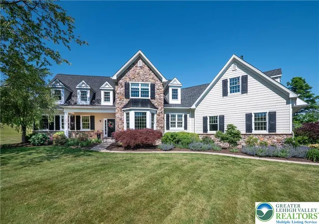 Homes for sale in Springfield Twp, PA | 1910 Tulpe Wy, Springfield Twp, PA 18077 | MLS# 777193
