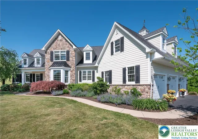 Homes for sale in Springfield Twp, PA | 1910 Tulpe Wy, Springfield Twp, PA 18077 | MLS# 777193