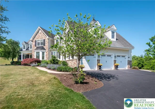 Homes for sale in Springfield Twp, PA | 1910 Tulpe Wy, Springfield Twp, PA 18077 | MLS# 777193