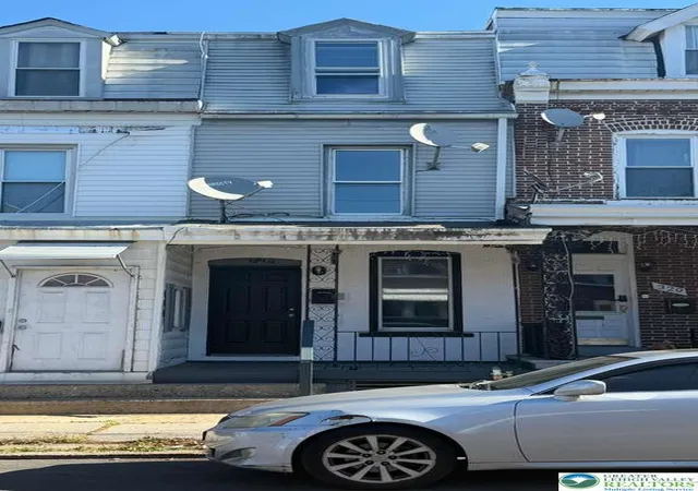 Homes for sale in Allentown City, PA | 329 N 15th, Allentown City, PA 18102 | MLS# 777627