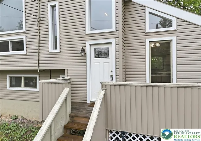 Homes for sale in Coolbaugh Twp, PA | 5209 Sundew Ter, Coolbaugh Twp, PA 18466 | MLS# 777559