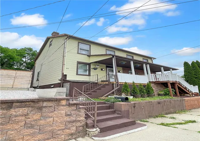 Homes for sale in Easton, PA | 201 Spring St, Easton, PA 18042 | MLS# 777195
