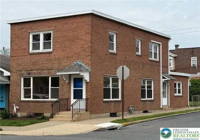 Homes for sale in Allentown City, PA | 827 N 19th St, Allentown City, PA 18104 | MLS# 777610