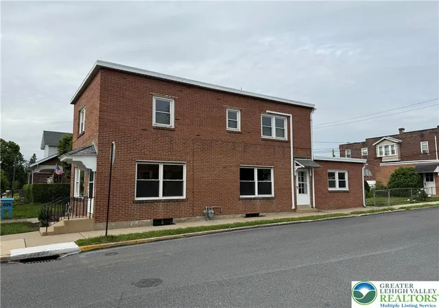 Homes for sale in Allentown City, PA | 827 N 19Th St, Allentown City, PA 18104 | MLS# 777610