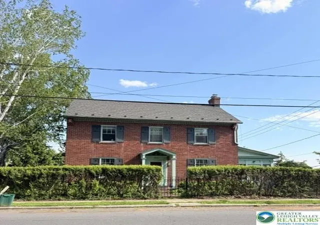 Homes for sale in Bethlehem City, PA | 1204 Market St, Bethlehem City, PA 18018 | MLS# 777670