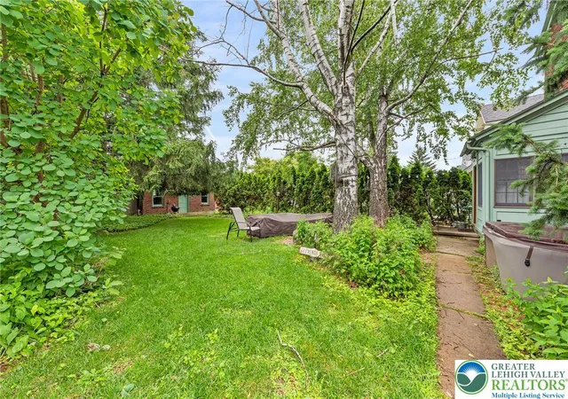 Homes for sale in Bethlehem City, PA | 1204 Market St, Bethlehem City, PA 18018 | MLS# 777670