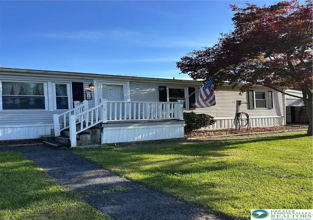 2nd image of 80 Juniper Ct, Bath, PA 18014 | MLS# 777686