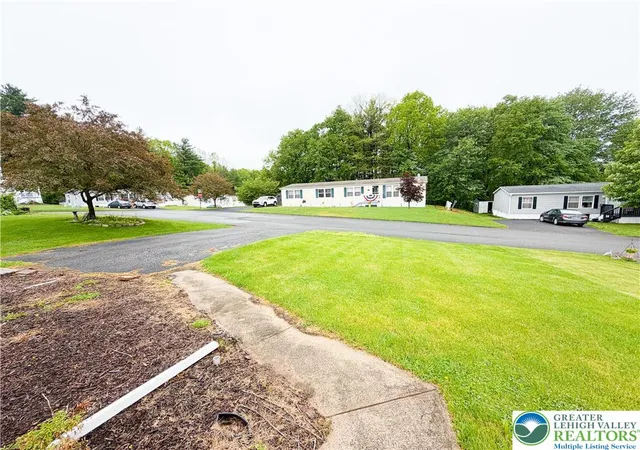 Homes for sale in East Penn Twp, PA | 147 Ashley Ln, East Penn Twp, PA 18235 | MLS# 777697