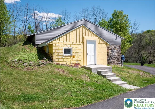 Photo 66 of Single family home for sale at 1072 Five Points Richmond Rd, Bangor, PA 18013 | MLS# 776608 | Listing updated on 2026-06-10