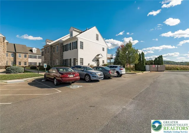 Homes for sale in Bethlehem Twp, PA | 1806 Merlot Dr #D, Bethlehem Twp, PA 18045 | MLS# 777712