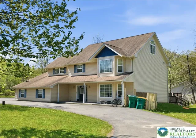 Homes for sale in Tobyhanna Twp, PA | 155 Cranberry Dr, Tobyhanna Twp, PA 18610 | MLS# 777581