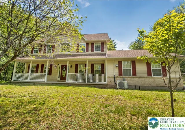 Homes for sale in Chestnuthill Twp, PA | 103 Terrace Dr, Chestnuthill Twp, PA 18353 | MLS# 777812