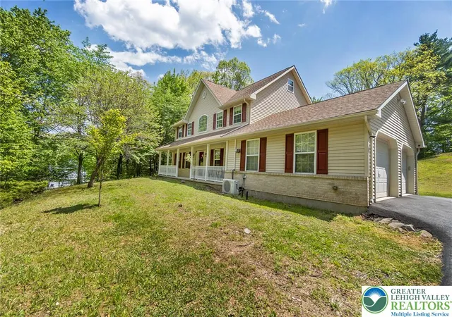 Homes for sale in Chestnuthill Twp, PA | 103 Terrace Dr, Chestnuthill Twp, PA 18353 | MLS# 777812