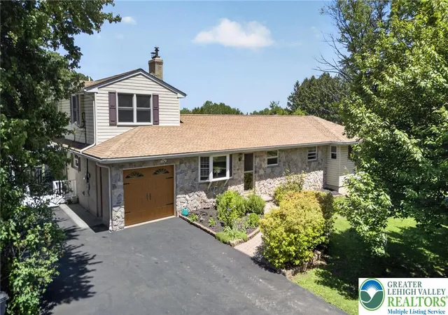 1st image of 1433 Flint Hill Rd, Coopersburg, PA 18036 | MLS# 777710