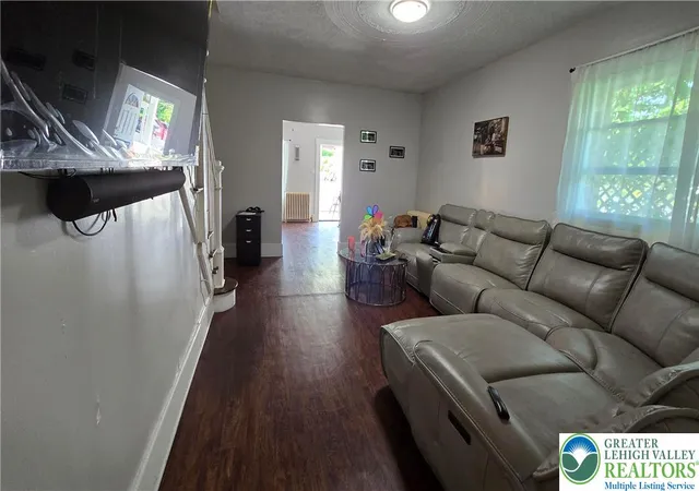 Listing Photo 5 - Condo for sale in building located at 900 W Main St, Plymouth, PA 18651