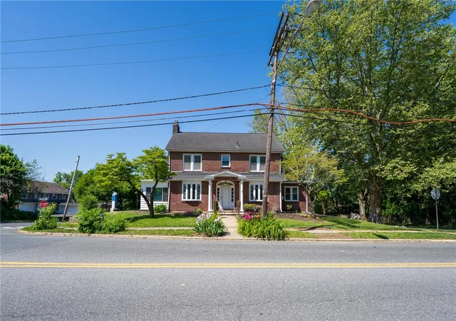 5th image of 192 Lincoln Rd, Phillipsburg, NJ 08865 | MLS# 777706
