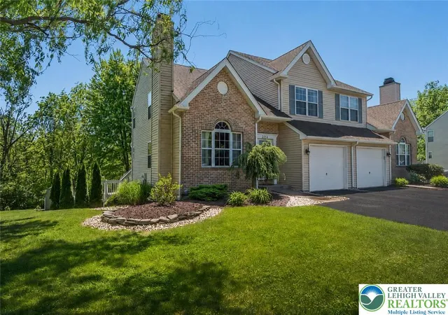 Homes for sale in North Whitehall Twp, PA | 2314 Red Maple Dr, North Whitehall Twp, PA 18037 | MLS# 777707