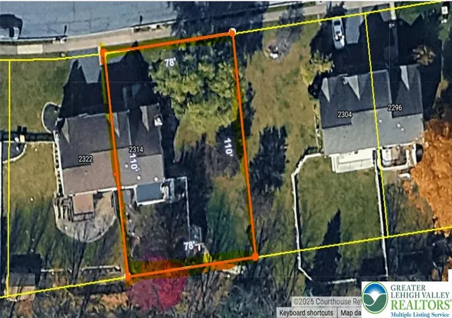 Homes for sale in North Whitehall Twp, PA | 2314 Red Maple Dr, North Whitehall Twp, PA 18037 | MLS# 777707