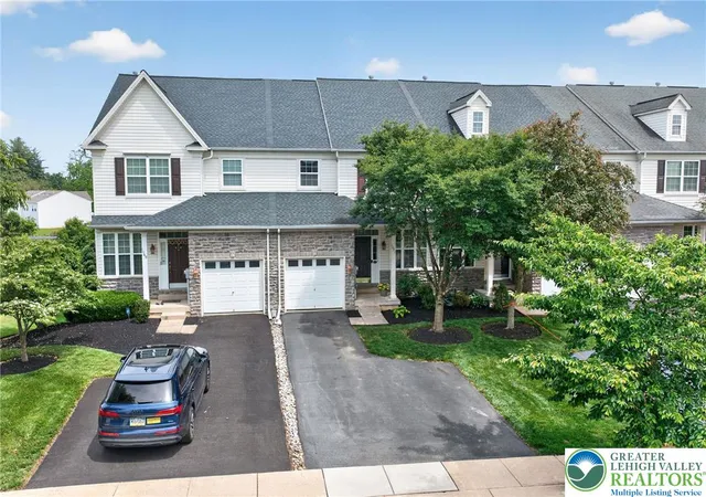 Homes for sale in Upper Macungie Twp, PA | 1071 King Wy, Upper Macungie Twp, PA 18031 | MLS# 777835