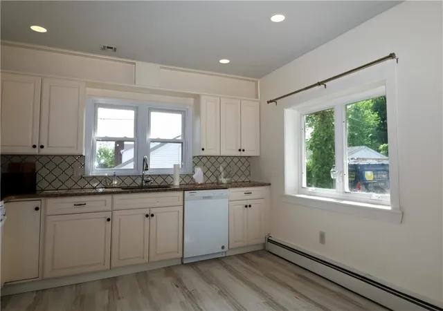 2nd image of 172 Harrison St, Emmaus, PA 18049 | MLS# 777920