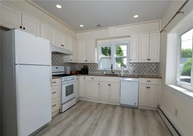 3rd image of 172 Harrison St, Emmaus, PA 18049 | MLS# 777920