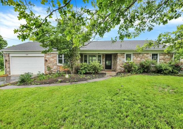 1st image of 434 E Moyer Rd, Pottstown, PA 19464 | MLS# 777884