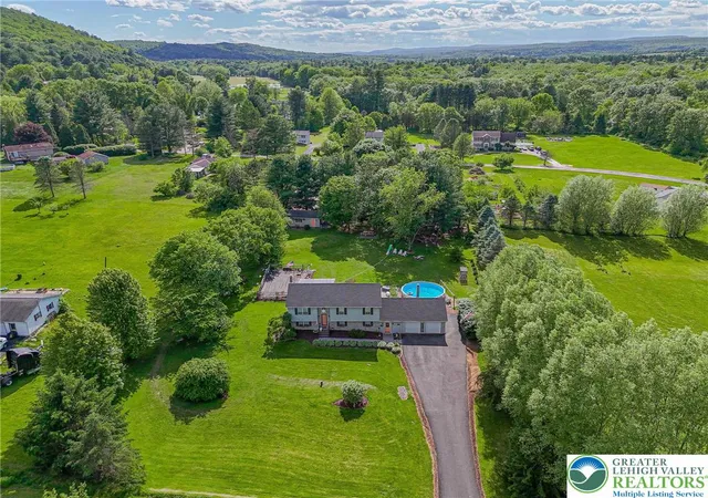 2nd image of 341 Lower Green Hill Rd, Polk Twp, PA 18058 | MLS# 777944