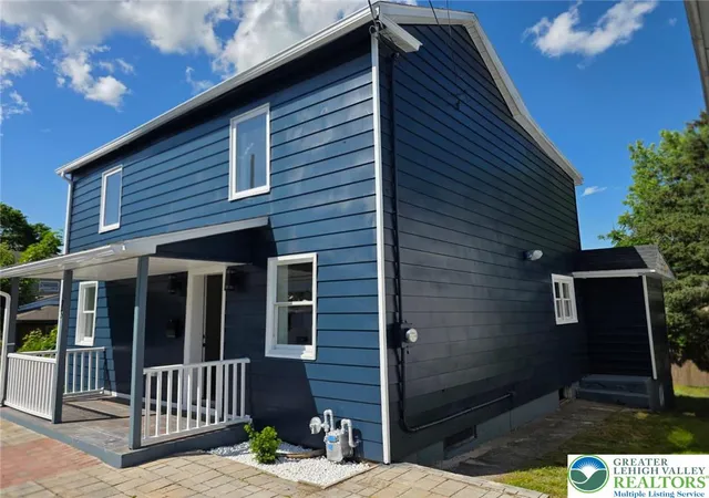 2nd image of 37 Jenkins Ct, Pittston, PA 18640 | MLS# 777761