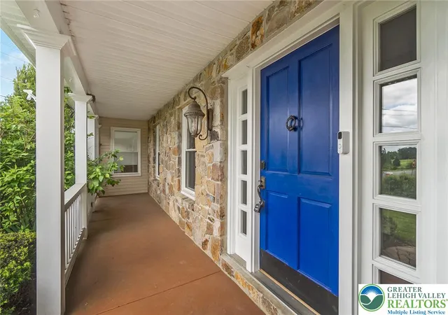 2nd image of 4050 Ascot Circle, Lower Macungie Twp, PA 18103 | MLS# 778003
