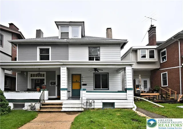 Homes for sale in Bethlehem City, PA | 624 8th Ave, Bethlehem City, PA 18018 | MLS# 778057