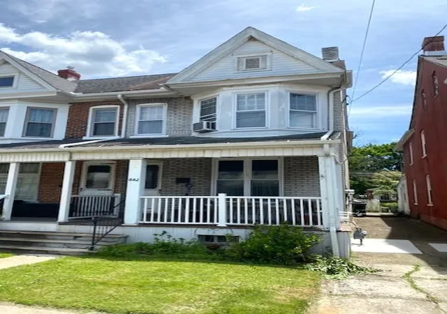 Homes for sale in Emmaus Boro, PA | 842 Chestnut St, Emmaus Boro, PA 18049 | MLS# 778070