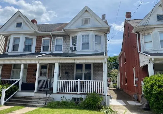 Homes for sale in Emmaus Boro, PA | 842 Chestnut St, Emmaus Boro, PA 18049 | MLS# 778070