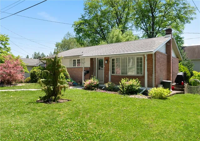 2nd image of 1646 W Cedar St, Allentown, PA 18102 | MLS# 778054
