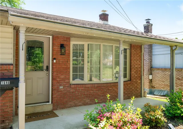 3rd image of 1646 W Cedar St, Allentown, PA 18102 | MLS# 778054