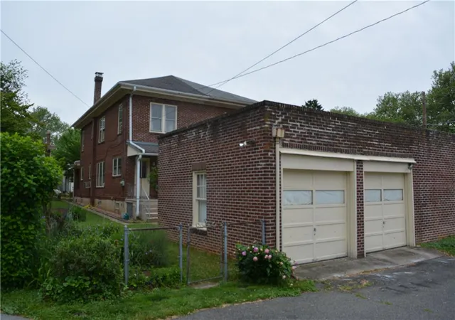 Homes for sale in Allentown City, PA | 525 N Muhlenberg, Allentown City, PA 18104 | MLS# 778098
