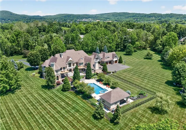 86th image of 1731 Red Hawk, Bethlehem, PA 18015 | MLS# 778107