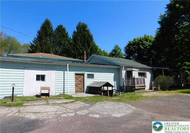 4th image of 38 N Eighth, Mahanoy City, PA 17948 | MLS# 778116