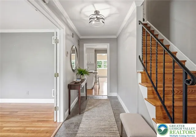 Homes for sale in Lower Saucon Twp, PA | 2065 Pleasant Dr, Lower Saucon Twp, PA 18015 | MLS# 778042
