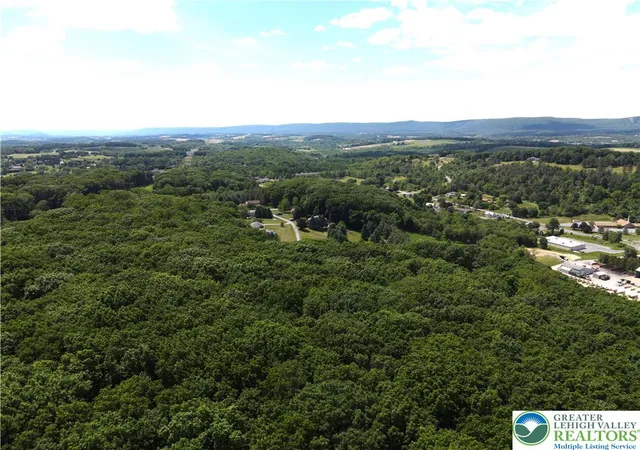 3rd image of 3603 Rip Ct, Slatington, PA 18080 | MLS# 777935