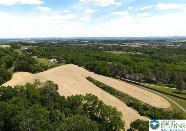 4th image of 3603 Rip Ct, Slatington, PA 18080 | MLS# 777935