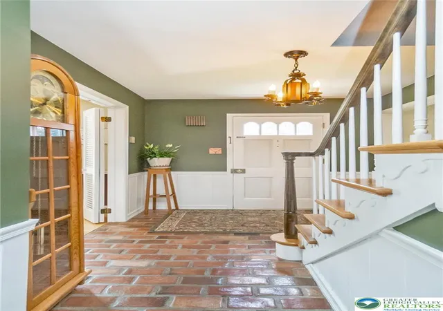 Photo 4 of Sale Pending at 2838 Edgemont Dr, Allentown, PA 18103 | MLS# 777732 | Listing updated on 2026-07-27