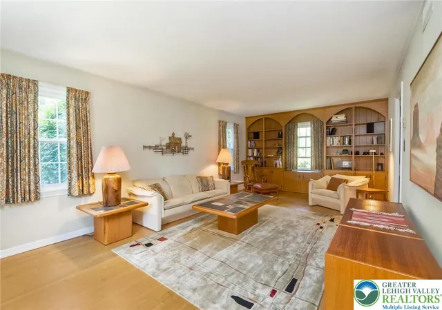 Photo 5 of Sale Pending at 2838 Edgemont Dr, Allentown, PA 18103 | MLS# 777732 | Listing updated on 2026-07-27
