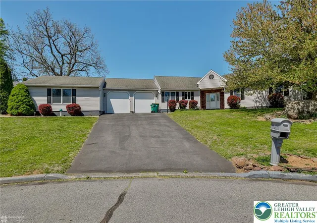 3rd image of 3 Dusty Rd, Easton, PA 18045 | MLS# 778180
