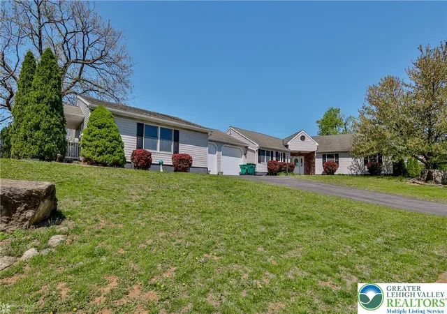 4th image of 3 Dusty Rd, Easton, PA 18045 | MLS# 778180
