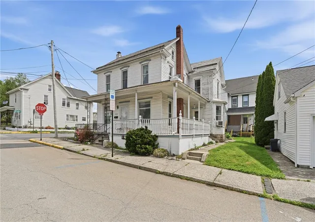 Homes for sale in Pen Argyl Boro, PA | 202 S Schanck Ave, Pen Argyl Boro, PA 18072 | MLS# 777802