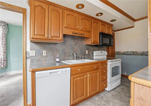 Homes for sale in Pen Argyl Boro, PA | 202 S Schanck Ave, Pen Argyl Boro, PA 18072 | MLS# 777802