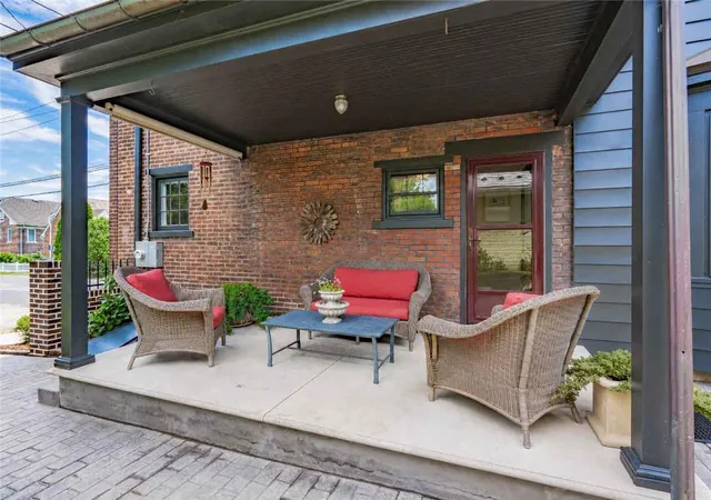 Homes for sale in Bethlehem City, PA | 449 Linden St, Bethlehem City, PA 18018 | MLS# 777863