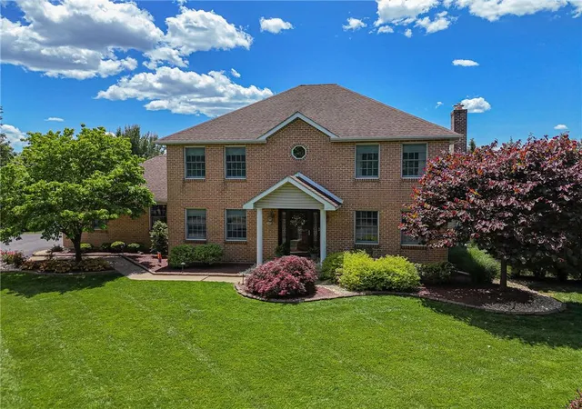 Homes for sale in Palmer Twp, PA | 3110 Highland Dr, Palmer Twp, PA 18045 | MLS# 777995