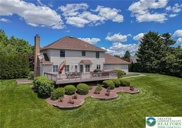 Homes for sale in Palmer Twp, PA | 3110 Highland Dr, Palmer Twp, PA 18045 | MLS# 777995